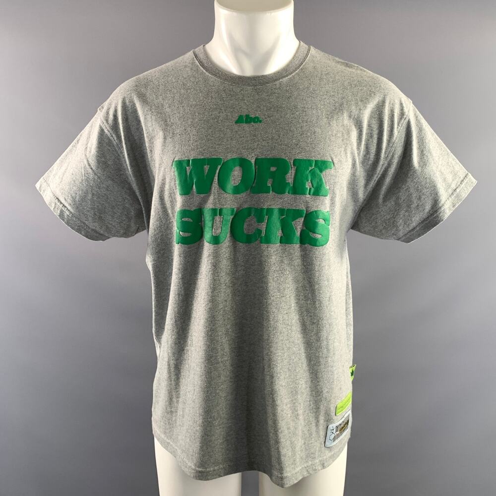 ADVISORY BOARD CRYSTALS Size M Grey Green Letters Cotton Crew Neck T shirt